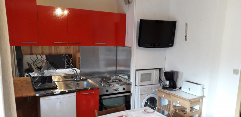 CUISINE - STUDIO CROIX DU SUD 312 - CLOS DES ETOILES - VALLOIRE CENTRE CUISINE - STUDIO CROIX DU SUD 312 - CLOS DES ETOILES - VALLOIRE CENTRE