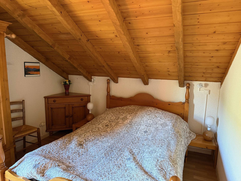 CHAMBRE 1 ACCES BALCON - APPARTEMENT EDEN VAL 11 - VALLOIRE CENTRE