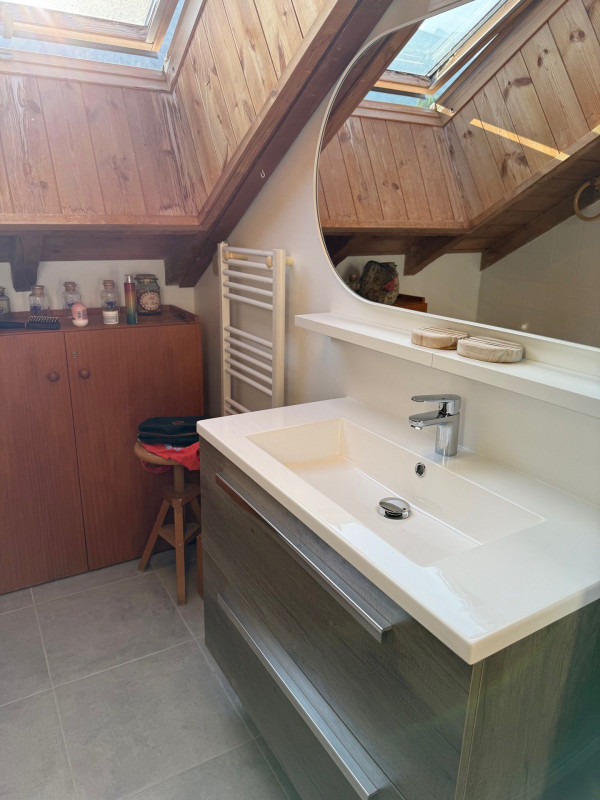 SALLE D'EAU - APPARTEMENT EDEN VAL 11 - VALLOIRE CENTRE