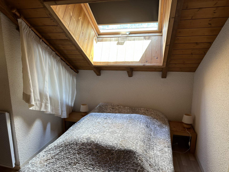 CHAMBRE 2 - APPARTEMENT EDEN VAL 11 - VALLOIRE CENTRE CHAMBRE 2 - APPARTEMENT EDEN VAL 11 - VALLOIRE CENTRE
