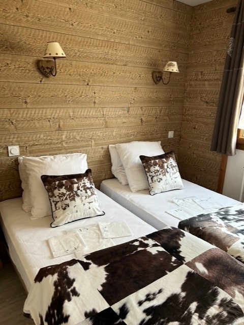 SEJOUR/SALON  - APPARTEMENT LES CHARDONNETS 02 - VALLOIRE CENTRE - VALLOIRE RESERVATIONS SEJOUR/SALON  - APPARTEMENT LES CHARDONNETS 02 - VALLOIRE CENTRE - VALLOIRE RESERVATIONS