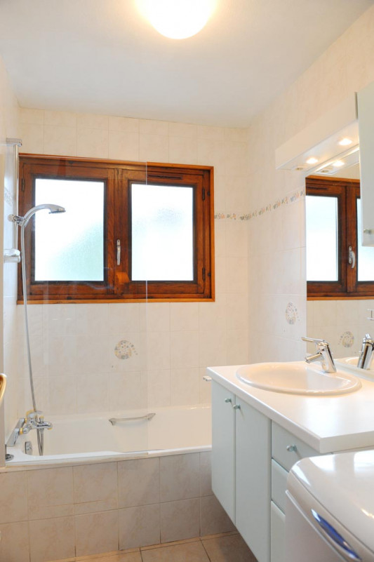 SALLE DE BAIN - APPARTEMENT LES CHARDONNETS 03 - VALLOIRE CENTRE 