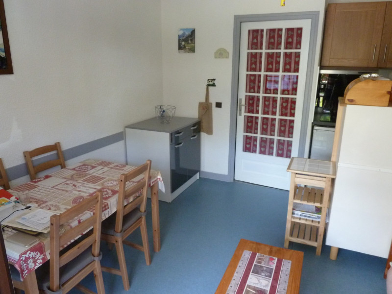 SALON/SALLE A MANGER - STUDIO CRETES 103 - VALLOIRE CENTRE - VALLOIRE RESERVATIONS SALON/SALLE A MANGER - STUDIO CRETES 103 - VALLOIRE CENTRE - VALLOIRE RESERVATIONS