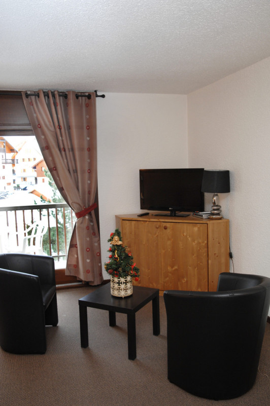 SALON - APPARTEMENT LE PRAZ 20 - VALLOIRE CENTRE SALON - APPARTEMENT LE PRAZ 20 - VALLOIRE CENTRE