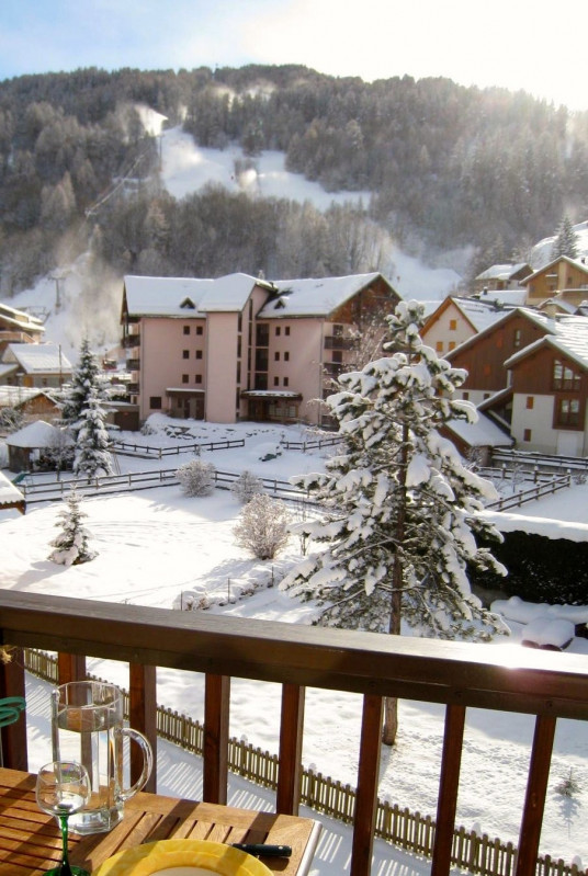 BALCON - APPARTEMENT LE PRAZ 19 - VALLOIRE CENTRE BALCON - APPARTEMENT LE PRAZ 19 - VALLOIRE CENTRE