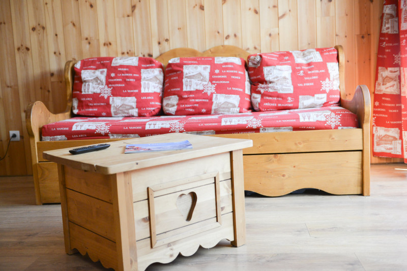 CANAPE - APPARTEMENT PRAZ 9 - VALLOIRE CENTRE - VALLOIRE RESERVATIONS CANAPE - APPARTEMENT PRAZ 9 - VALLOIRE CENTRE - VALLOIRE RESERVATIONS