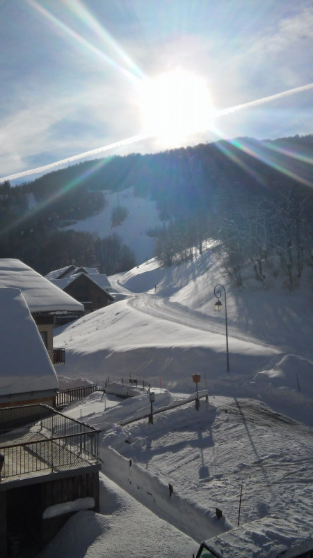 VUE BALCON HIVER - STUDIO LES SELLETTES 5 - VALLOIRE CENTRE VUE BALCON HIVER - STUDIO LES SELLETTES 5 - VALLOIRE CENTRE