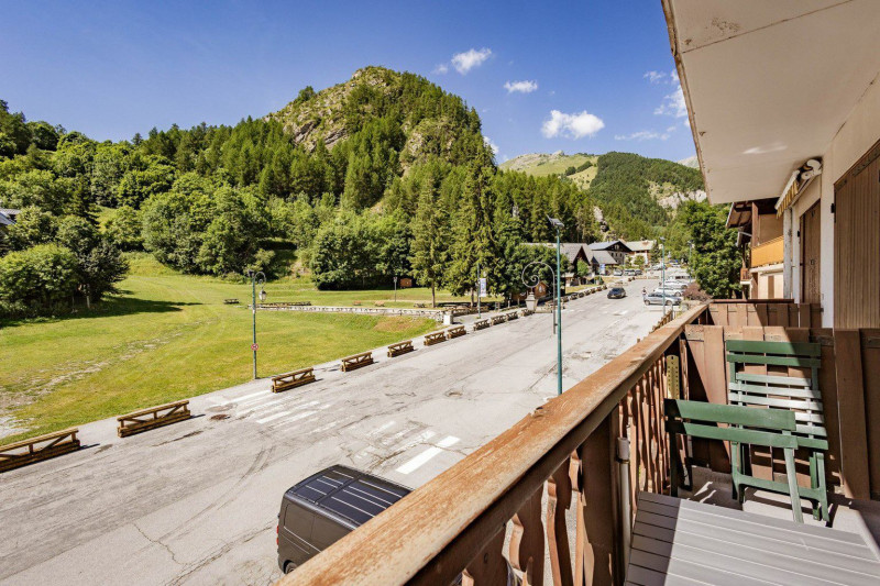 VUE BALCON - STUDIO CASSETTES 12 - VALLOIRE CENTRE VUE BALCON - STUDIO CASSETTES 12 - VALLOIRE CENTRE