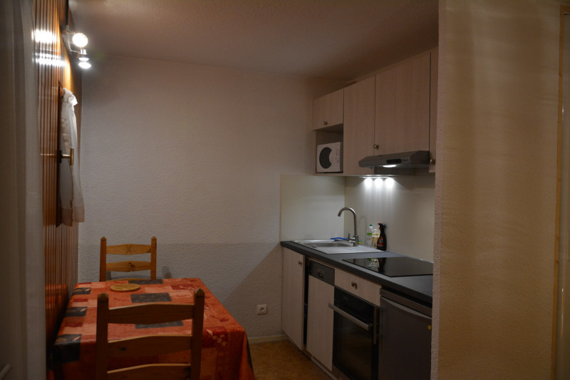 CUISINE - APPARTEMENT BERGERS 29 - VALLOIRE CENTRE - VALLOIRE RESERVATIONS CUISINE - APPARTEMENT BERGERS 29 - VALLOIRE CENTRE - VALLOIRE RESERVATIONS