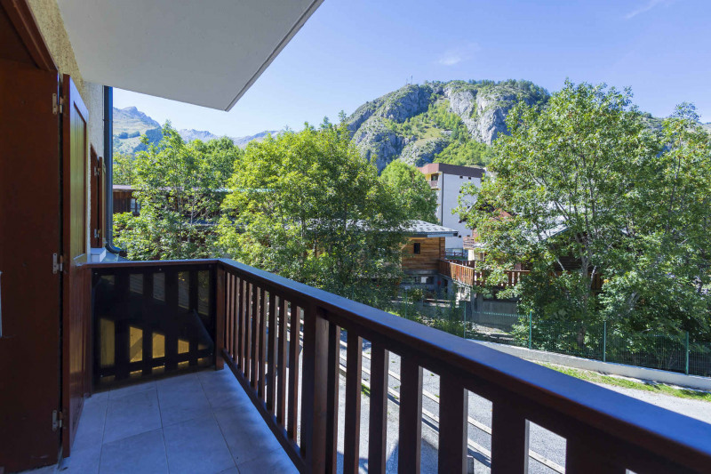 BALCON - APPARTEMENT BERGERS 29 - VALLOIRE CENTRE BALCON - APPARTEMENT BERGERS 29 - VALLOIRE CENTRE