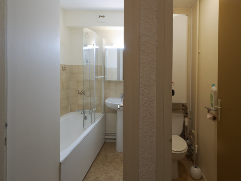 SALLE DE BAIN - APPARTEMENT LES BERGERS 29 - VALLOIRE CENTRE