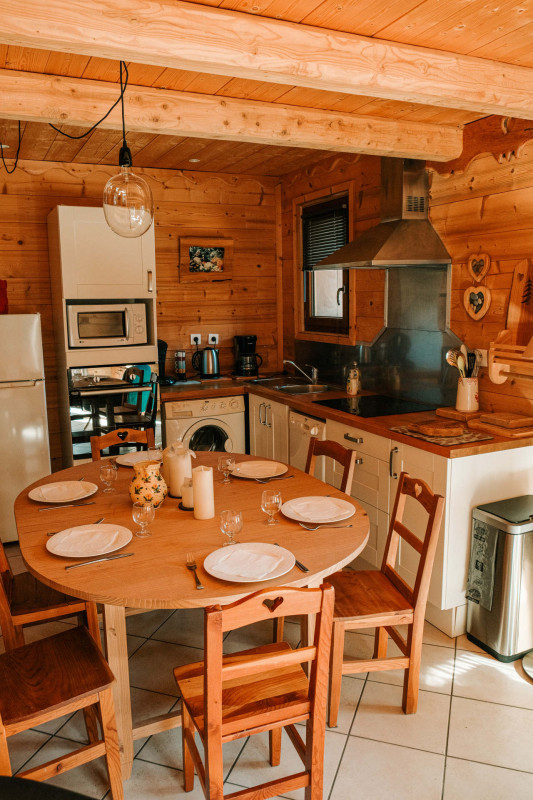 CUISINE - APPARTEMENT GODILLE 4 - VALLOIRE CENTRE CUISINE - APPARTEMENT GODILLE 4 - VALLOIRE CENTRE