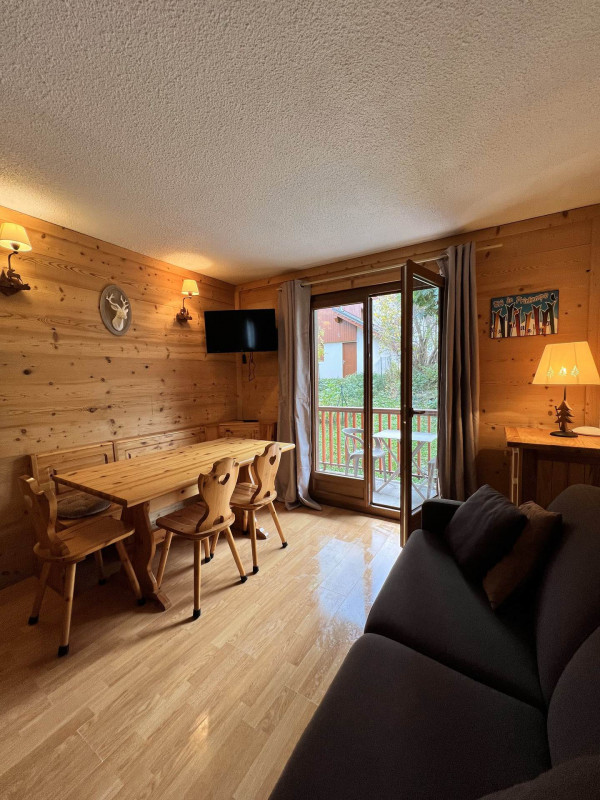 SALON - APPARTEMENT CRET DE PERE N°3 - VALLOIRE CENTRE - VALLOIRE RESERVATIONS - VALLOIRE RESERVATIONS SALON - APPARTEMENT CRET DE PERE N°3 - VALLOIRE CENTRE - VALLOIRE RESERVATIONS - VALLOIRE RESERVATIONS
