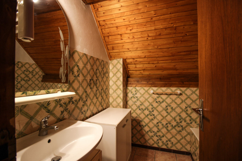 SALLE DE BAINS - APPARTEMENT CRET DE PERE 10 - VALLOIRE CENTRE