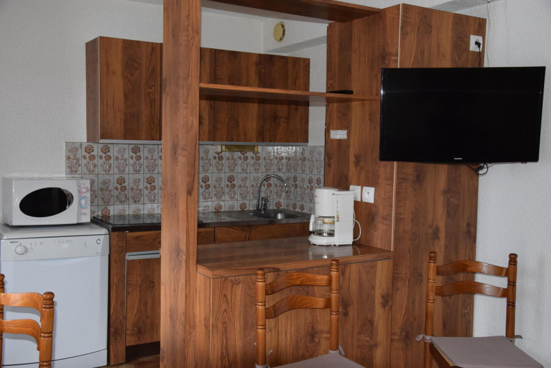 CUISINE - APPARTEMENT CRET DE PERE 6 - VALLOIRE CENTRE CUISINE - APPARTEMENT CRET DE PERE 6 - VALLOIRE CENTRE