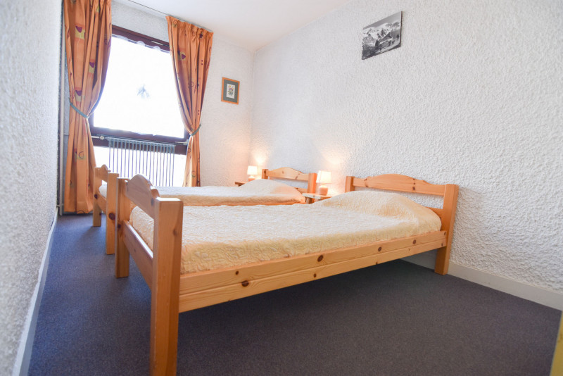 CHAMBRE - APPARTEMENT VAL D'AUREA C31 - VALLOIRE CENTRE CHAMBRE - APPARTEMENT VAL D'AUREA C31 - VALLOIRE CENTRE