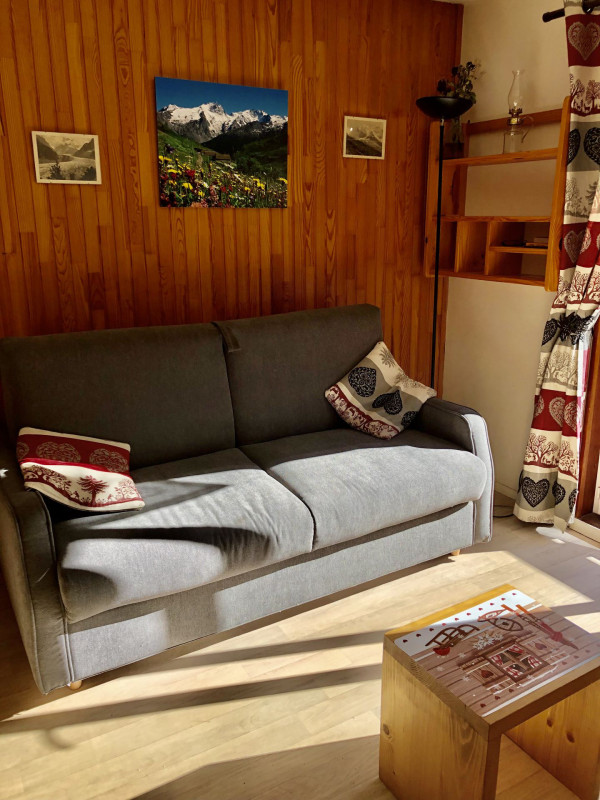 SALON - APPARTEMENT CARENE 13 - VALLOIRE CENTRE - VALLOIRE RESERVATIONS SALON - APPARTEMENT CARENE 13 - VALLOIRE CENTRE - VALLOIRE RESERVATIONS