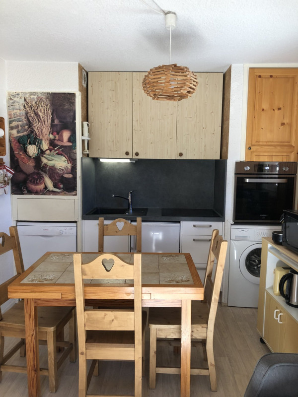COIN REPAS - APPARTEMENT CARENE 13 - VALLOIRE CENTRE COIN REPAS - APPARTEMENT CARENE 13 - VALLOIRE CENTRE
