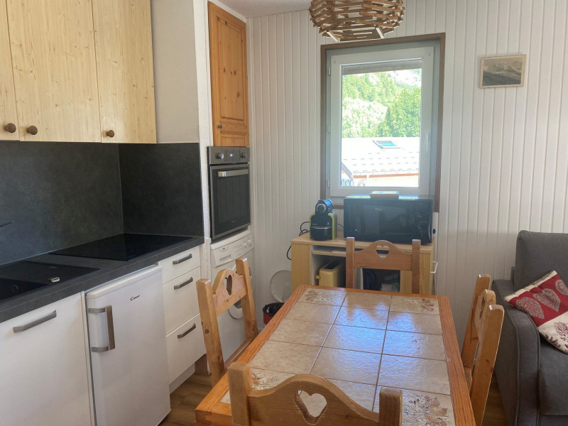 COIN CUISINE - APPARTEMENT CARENE 13 - VALLOIRE CENTRE COIN CUISINE - APPARTEMENT CARENE 13 - VALLOIRE CENTRE