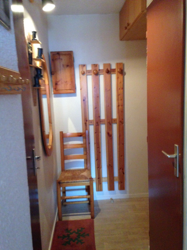 ENTREE - APPARTEMENT CARENE 13 - VALLOIRE CENTRE ENTREE - APPARTEMENT CARENE 13 - VALLOIRE CENTRE