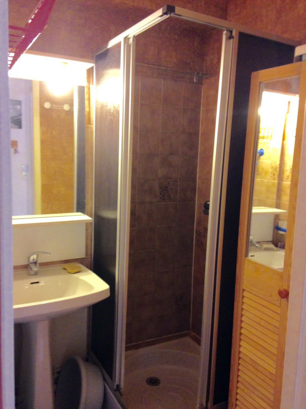 SALLE D'EAU - APPARTEMENT CARENE 13 - VALLOIRE CENTRE SALLE D'EAU - APPARTEMENT CARENE 13 - VALLOIRE CENTRE