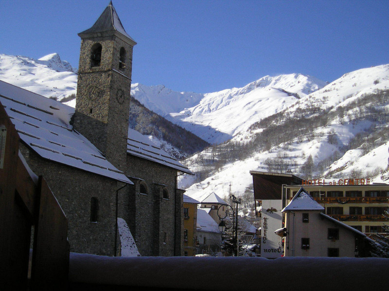 VUE EXTERIEURE - APPARTEMENT BON ACCUEIL 12 - VALLOIRE CENTRE VUE EXTERIEURE - APPARTEMENT BON ACCUEIL 12 - VALLOIRE CENTRE