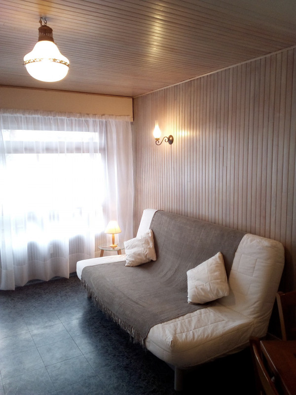 SALON - STUDIO CARIGRAN -VALLOIRE CENTRE - VALLOIRE RESERVATIONS SALON - STUDIO CARIGRAN -VALLOIRE CENTRE - VALLOIRE RESERVATIONS