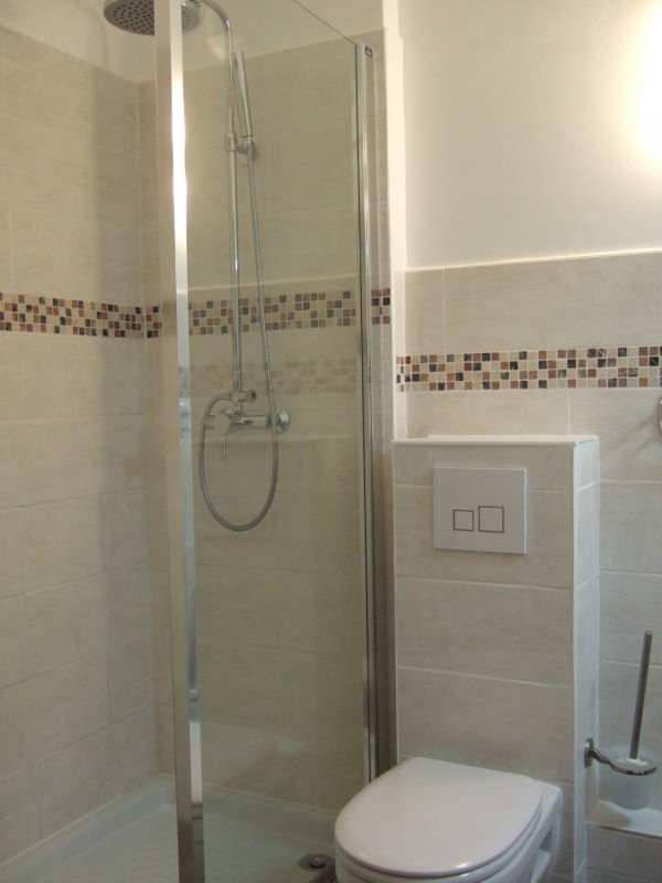 SALLE D'EAU - STUDIO CARIBOU 32 -VALLOIRE CENTRE SALLE D'EAU - STUDIO CARIBOU 32 -VALLOIRE CENTRE