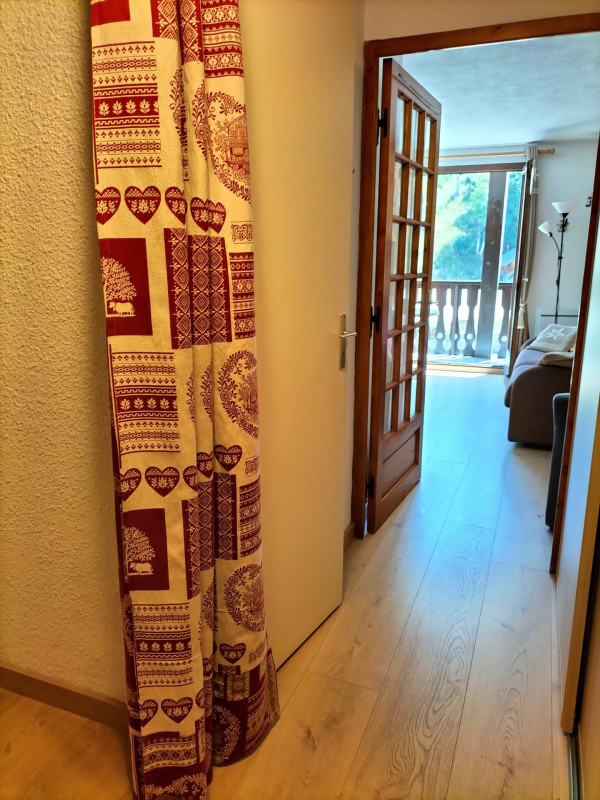 COULOIR - STUDIO TIGNY 37 - VALLOIRE CENTRE COULOIR - STUDIO TIGNY 37 - VALLOIRE CENTRE