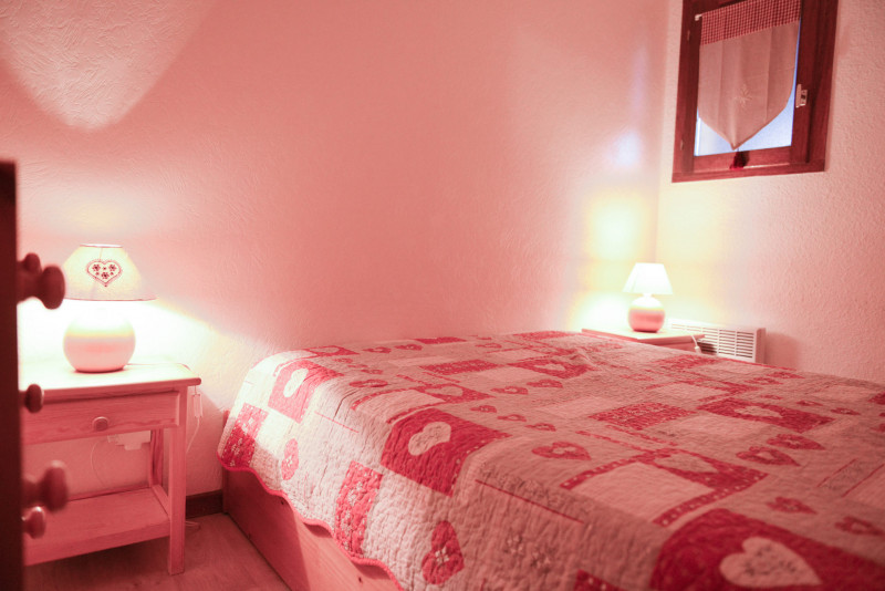 CHAMBRE - APPARTEMENT TIGNY 36 - VALLOIRE CENTRE CHAMBRE - APPARTEMENT TIGNY 36 - VALLOIRE CENTRE