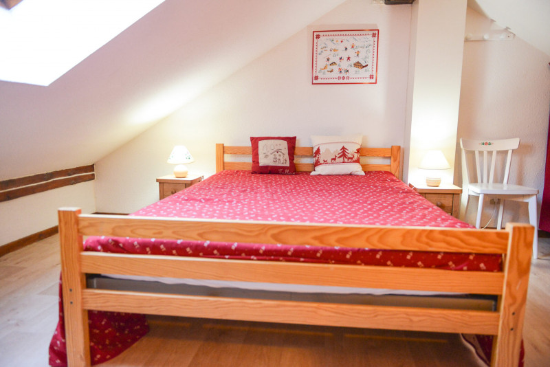 CHAMBRE - APPARTEMENT TIGNY 36 - VALLOIRE CENTRE CHAMBRE - APPARTEMENT TIGNY 36 - VALLOIRE CENTRE