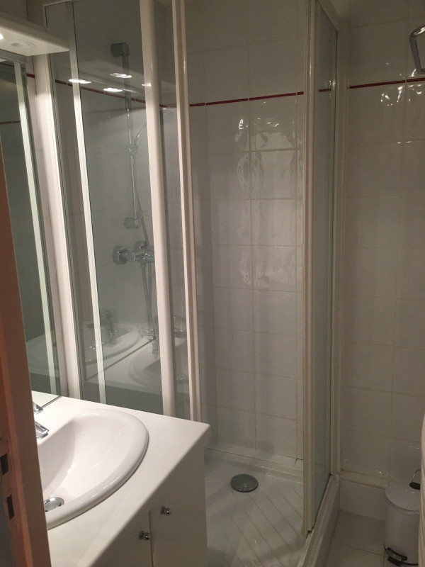 SALLE D'EAU - STUDIO  BETELGEUSE 62 - VALLOIRE CENTRE  SALLE D'EAU - STUDIO  BETELGEUSE 62 - VALLOIRE CENTRE