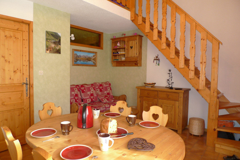 SEJOUR - APPARTEMENT ERIDAN 419 - VALLOIRE CENTRE - VALLOIRE RESERVATIONS SEJOUR - APPARTEMENT ERIDAN 419 - VALLOIRE CENTRE - VALLOIRE RESERVATIONS