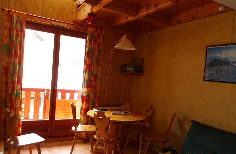 SEJOUR - APPARTEMENT ERIDAN 422 - VALLOIRE CENTRE - VALLOIRE RESERVATIONS SEJOUR - APPARTEMENT ERIDAN 422 - VALLOIRE CENTRE - VALLOIRE RESERVATIONS