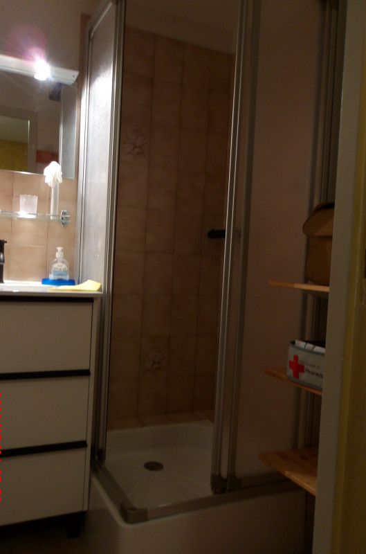 SALLE D'EAU - APPARTEMENT ERIDAN 422 - VALLOIRE CENTRE