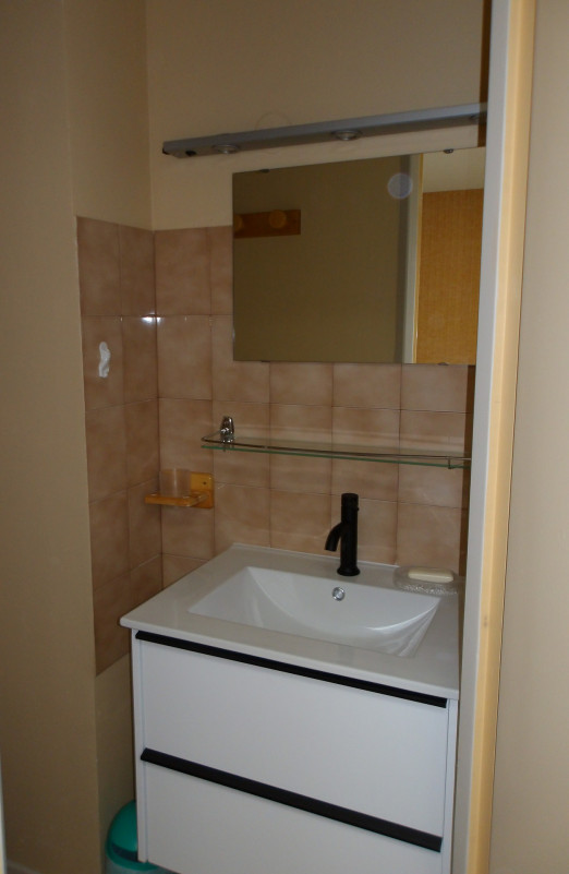 CABINET DE TOILETTE - APPARTEMENT ERIDAN 422 - VALLOIRE CENTRE CABINET DE TOILETTE - APPARTEMENT ERIDAN 422 - VALLOIRE CENTRE
