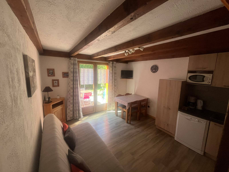 SALON - APPARTEMENT CHALET ANTARES - VALLOIRE CENTRE - VALLOIRE RESERVATIONS SALON - APPARTEMENT CHALET ANTARES - VALLOIRE CENTRE - VALLOIRE RESERVATIONS