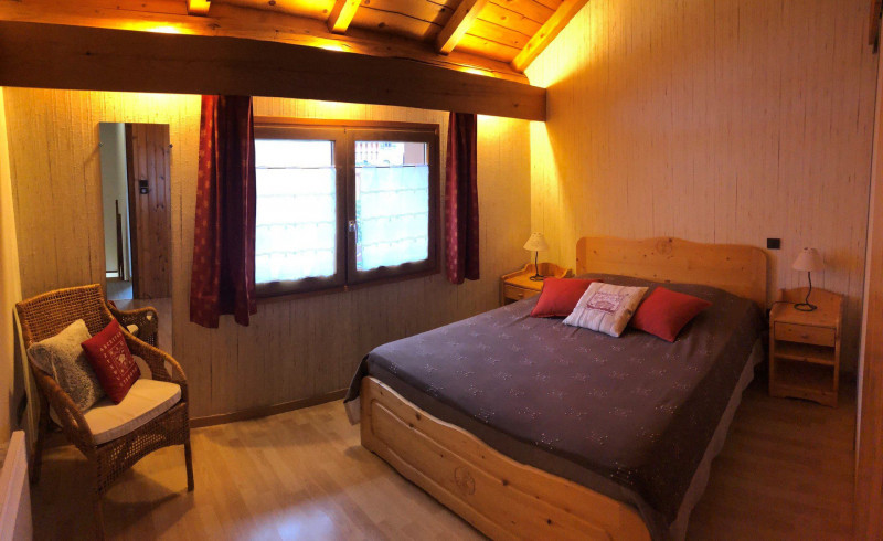 CHAMBRE - APPARTEMENT CHALET ANTARES - VALLOIRE CENTRE CHAMBRE - APPARTEMENT CHALET ANTARES - VALLOIRE CENTRE