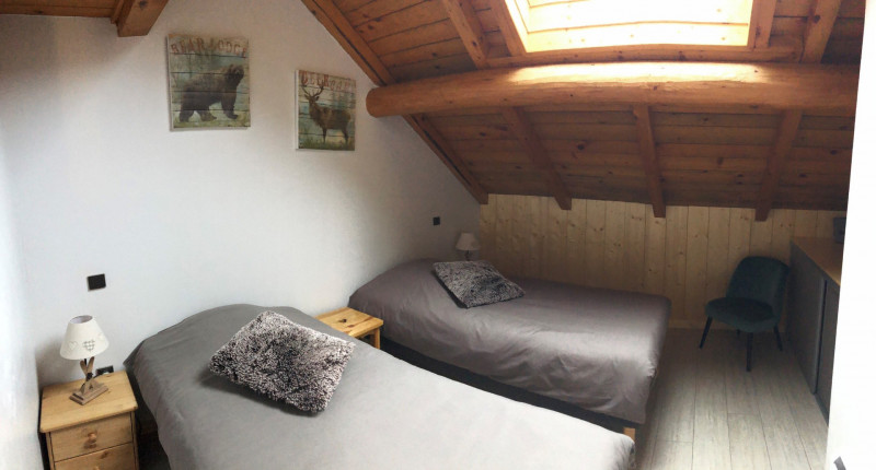 CHAMBRE - APPARTEMENT CHALET ANTARES - VALLOIRE CENTRE CHAMBRE - APPARTEMENT CHALET ANTARES - VALLOIRE CENTRE