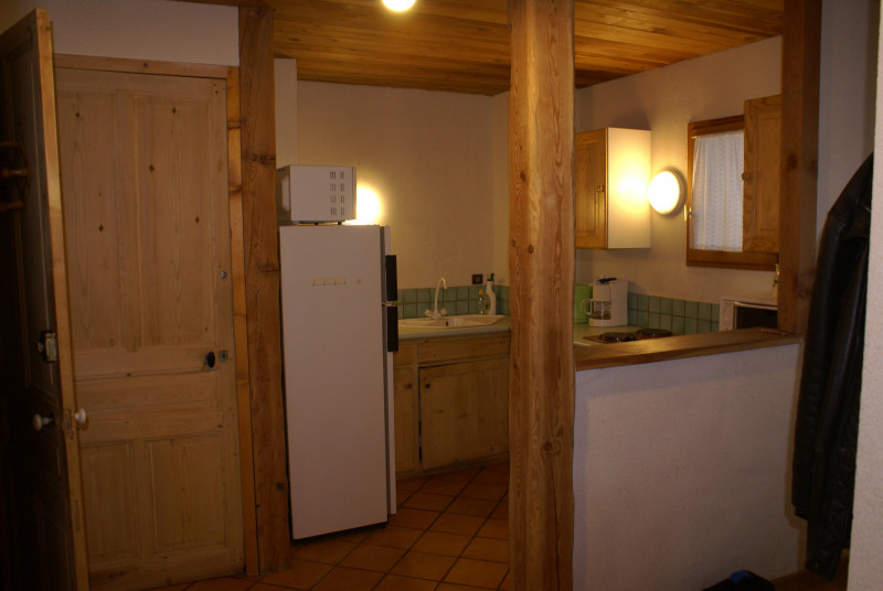 CUISINE - APPARTEMENT CHALET 1 - VALLOIRE CENTRE - VALLOIRE RESERVATIONS CUISINE - APPARTEMENT CHALET 1 - VALLOIRE CENTRE - VALLOIRE RESERVATIONS