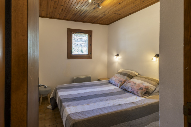 CHAMBRE 1 - APPARTEMENT ALPAGES 4 - VALLOIRE CENTRE 