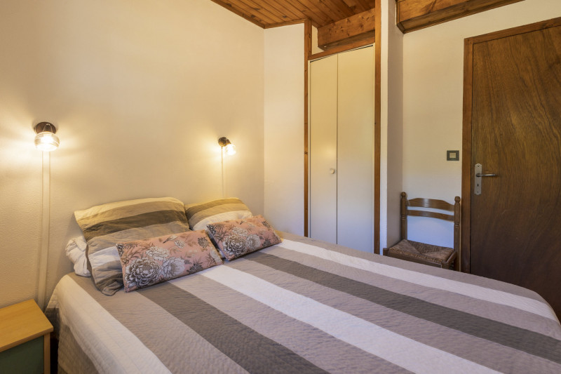 CHAMBRE 1 - APPARTEMENT ALPAGES 4 - VALLOIRE CENTRE 