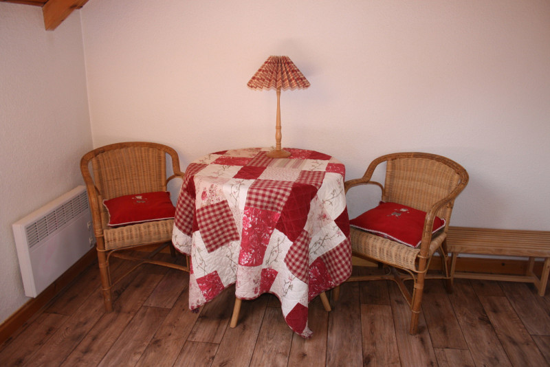 CHAMBRE 2 - APPARTEMENT CHALET ORION N°2 - VALLOIRE CENTRE CHAMBRE 2 - APPARTEMENT CHALET ORION N°2 - VALLOIRE CENTRE
