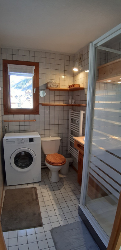 SALLE D'EAU- APPARTEMENT TIGNY CLEMATITE CL5 - VALLOIRE CENTRE SALLE D'EAU- APPARTEMENT TIGNY CLEMATITE CL5 - VALLOIRE CENTRE