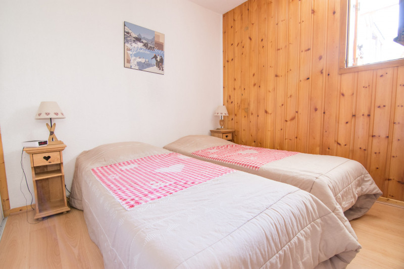 CHAMBRE - APPARTEMENT TIGNY CLEMATITE CL2 - VALLOIRE CENTRE CHAMBRE - APPARTEMENT TIGNY CLEMATITE CL2 - VALLOIRE CENTRE