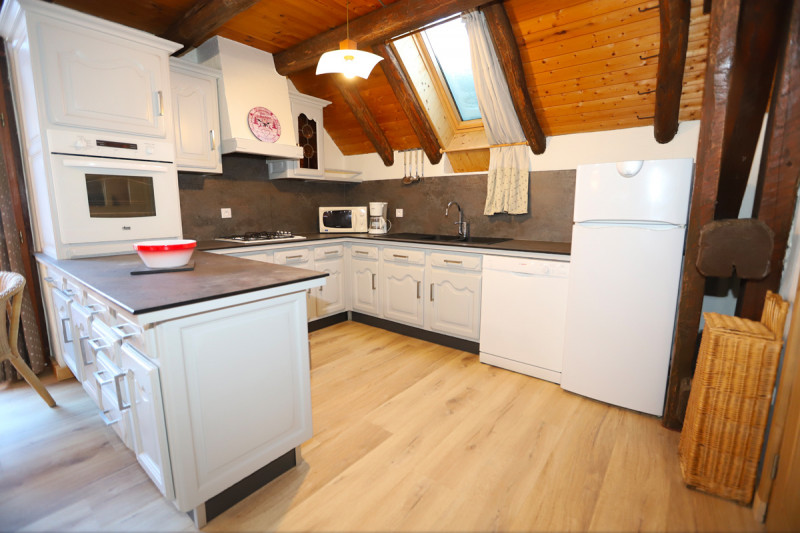 CUISINE - APPARTEMENT LES ECRINS - VALLOIRE CENTRE CUISINE - APPARTEMENT LES ECRINS - VALLOIRE CENTRE