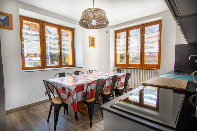 SEJOUR - CHALET NIGRITELLE 1 - VALLOIRE CENTRE SEJOUR - CHALET NIGRITELLE 1 - VALLOIRE CENTRE
