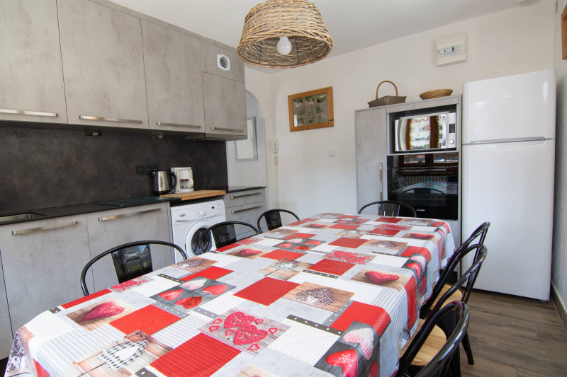 CUISINE - CHALET NIGRITELLE 1 - VALLOIRE CENTRE CUISINE - CHALET NIGRITELLE 1 - VALLOIRE CENTRE