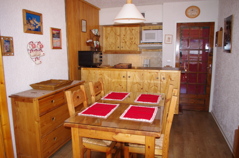 SEJOUR - STUDIO VIEUX MOULIN A 10 - VALLOIRE CENTRE SEJOUR - STUDIO VIEUX MOULIN A 10 - VALLOIRE CENTRE