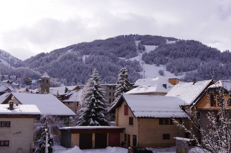 VUE DU BALCON - STUDIO VIEUX MOULIN A 10 - VALLOIRE CENTRE VUE DU BALCON - STUDIO VIEUX MOULIN A 10 - VALLOIRE CENTRE